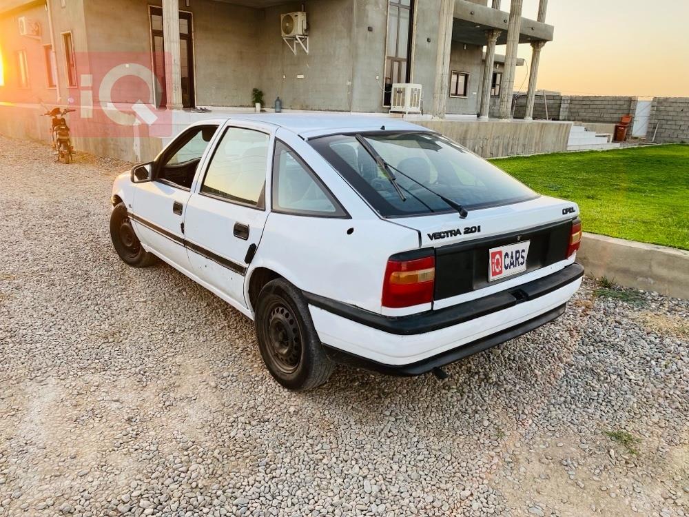 اوبل فيكترا